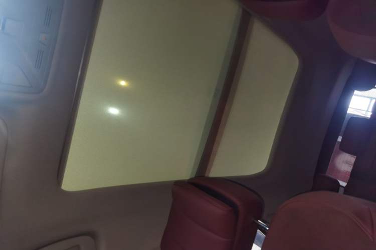 Used Hongqi HS5 2023 2.0T Four-Wheel Drive Flagship Pro Edition Headliner