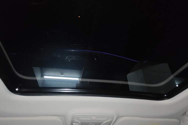 Used Hongqi HS5 2023 2.0T Qixiang Pro Edition Headliner