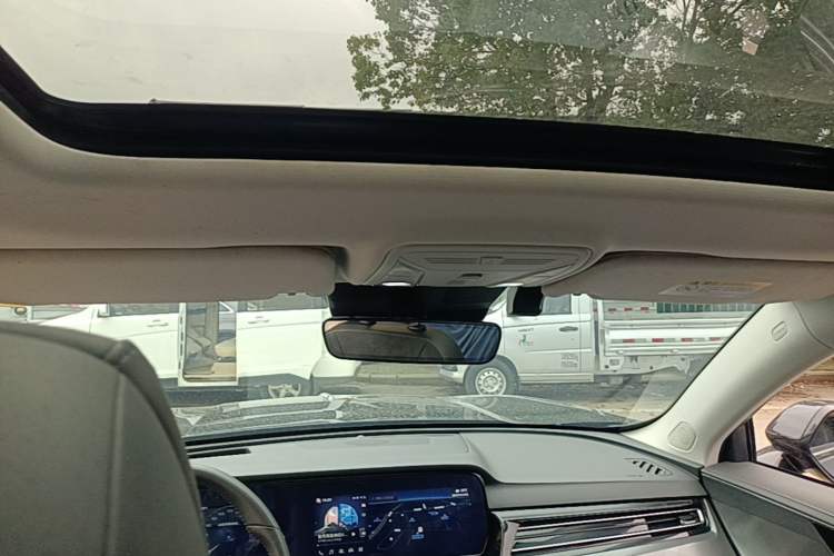 Used Hongqi HS5 2023 2.0T Four-Wheel Drive Flagship Pro Edition Headliner