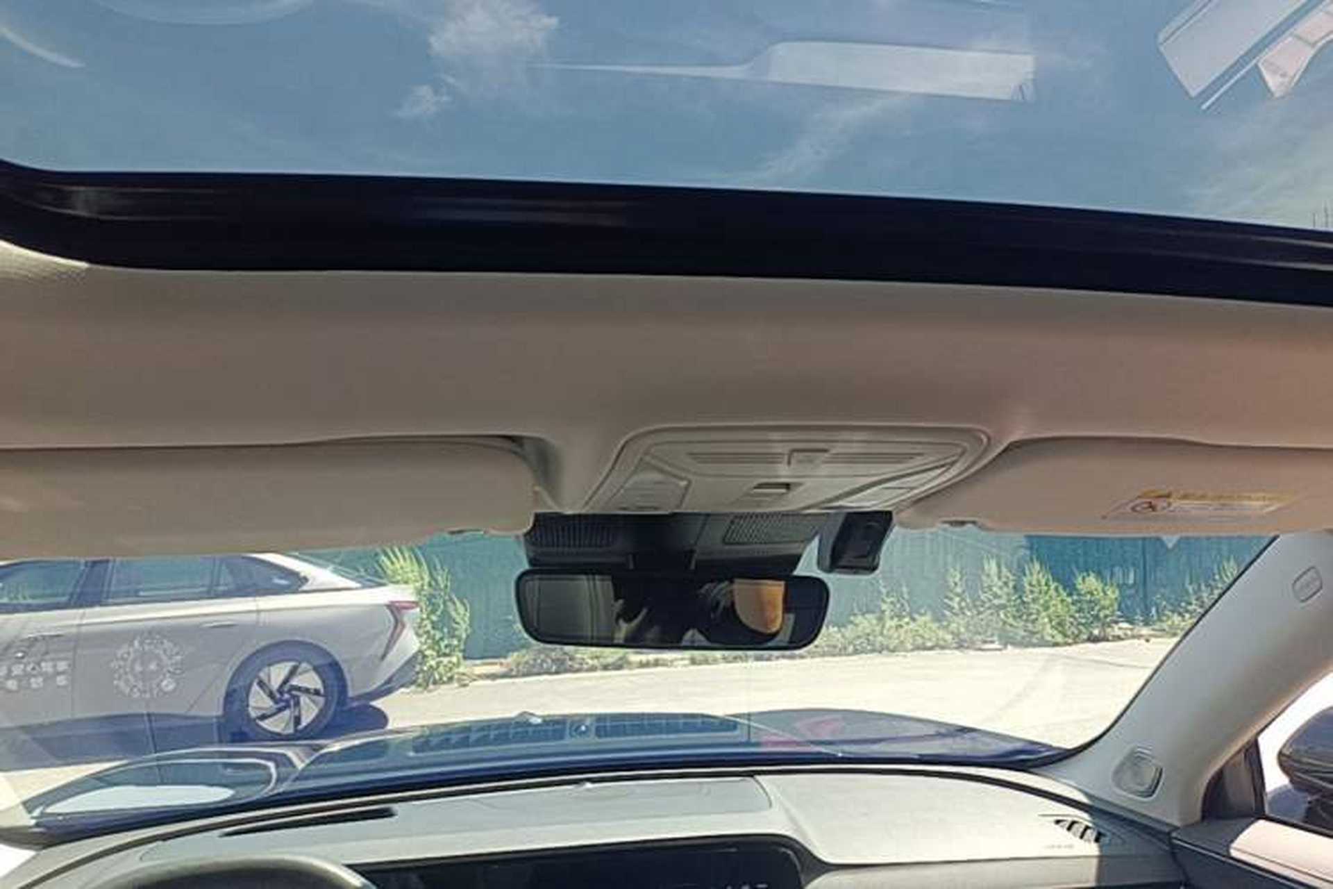 Used Hongqi HS5 2023 2.0T Flagship Pro Edition Headliner