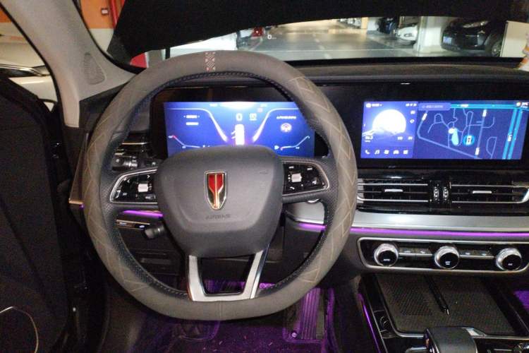 Used Hongqi HS5 2023 2.0T Qixiang Pro Edition Instrument Cluster
