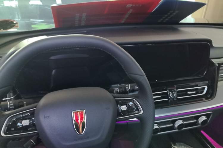Used Hongqi HS5 2023 2.0T Qixiang Pro Edition Instrument Cluster