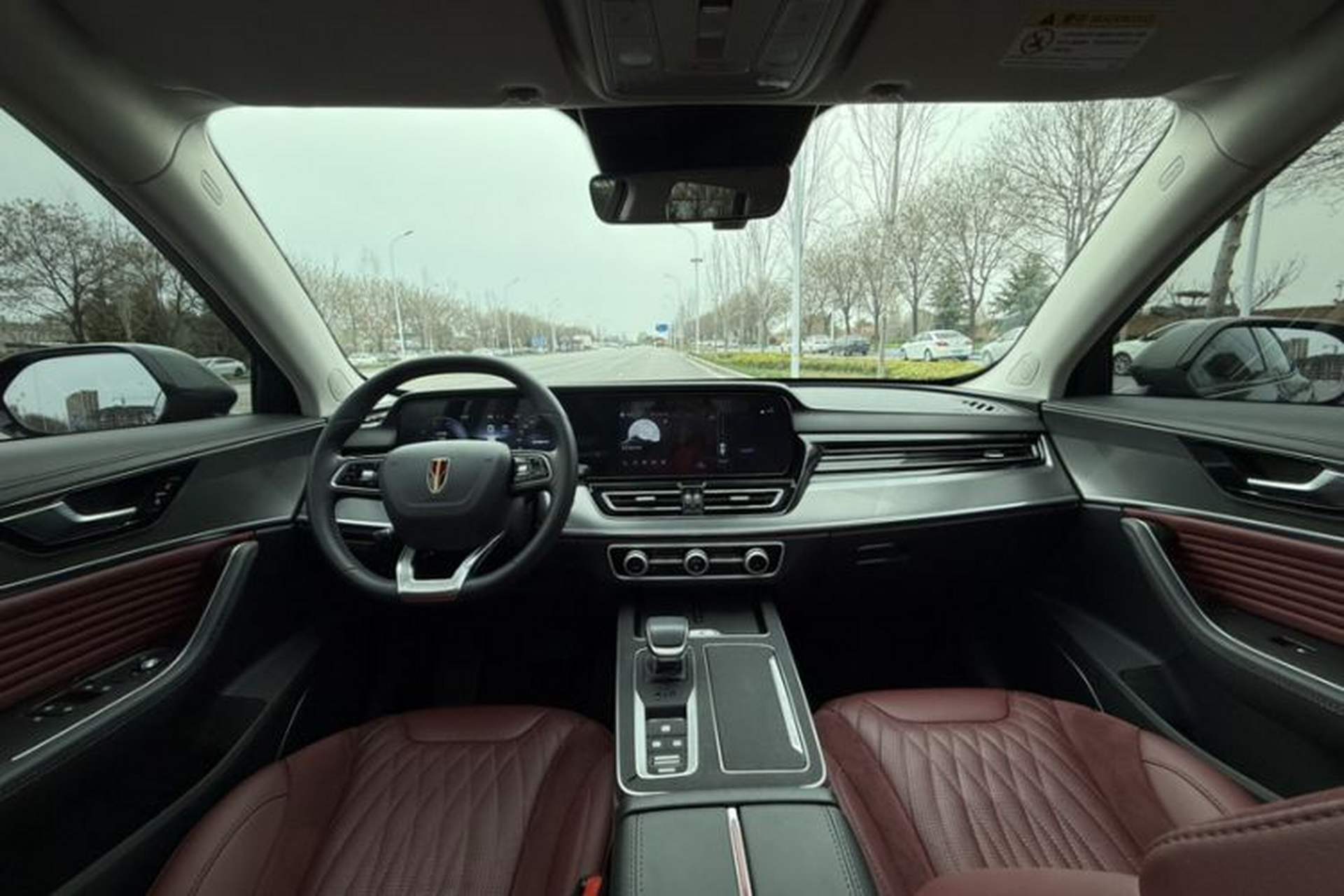Used Hongqi HS5 2023 2.0T Four-Wheel Drive Flagship Pro Edition Interior 1