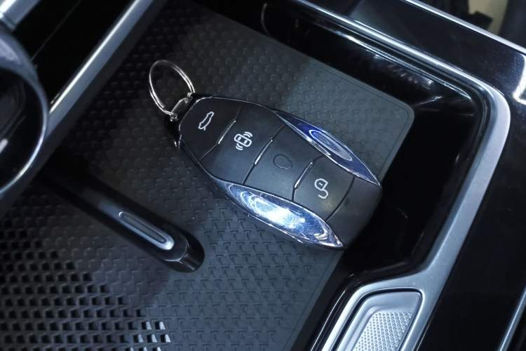 Used Hongqi HS5 2023 2.0T Qixiang Pro Edition Interior 1