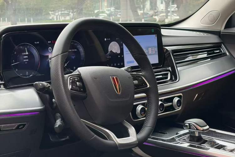 Used Hongqi HS5 2023 2.0T Qixiang Pro Edition Interior 1