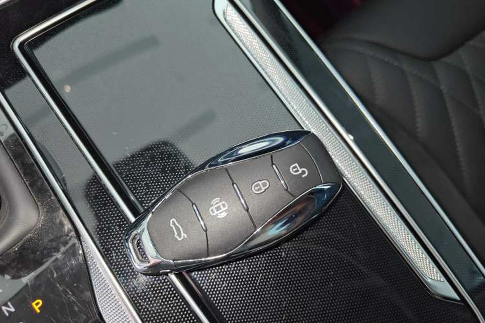 Used Hongqi HS5 2023 2.0T Qixiang Pro Edition Interior 1