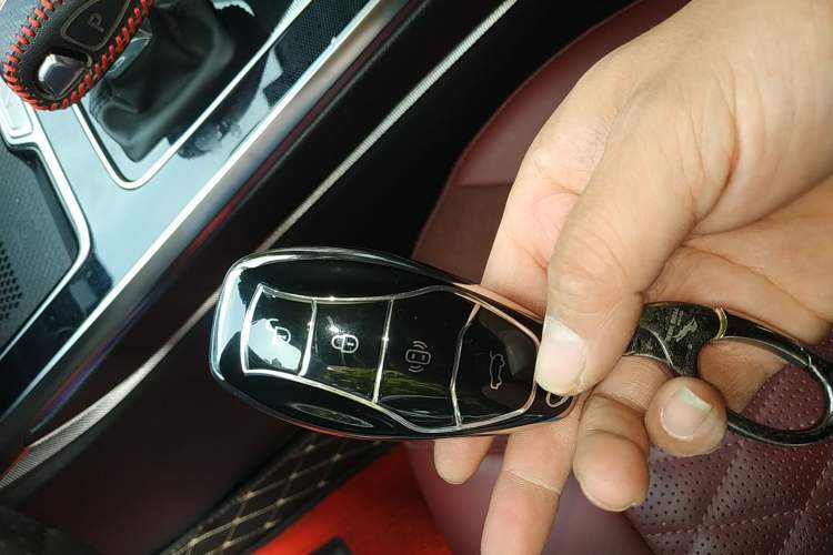 Used Hongqi HS5 2023 2.0T Qixiang Pro Edition Interior 1