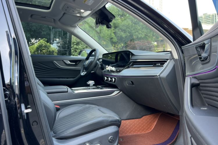 Used Hongqi HS5 2023 2.0T Qixiang Pro Edition Interior 1