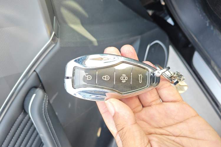 Used Hongqi HS5 2023 2.0T Qixiang Pro Edition Interior 1