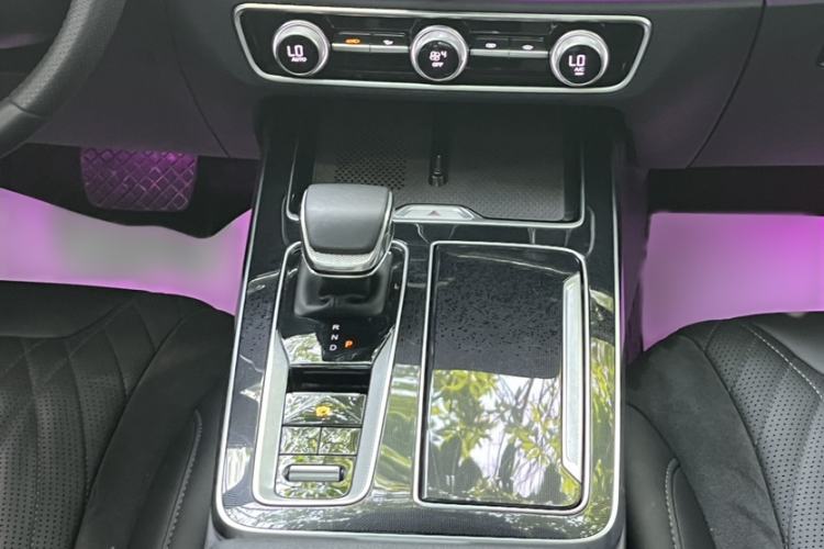 Used Hongqi HS5 2023 2.0T Qixiang Pro Edition Interior 10