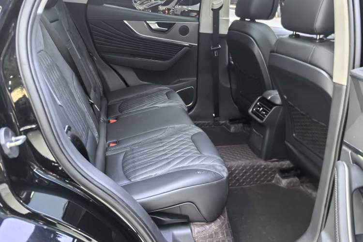 Used Hongqi HS5 2023 2.0T Qixiang Pro Edition Interior 10