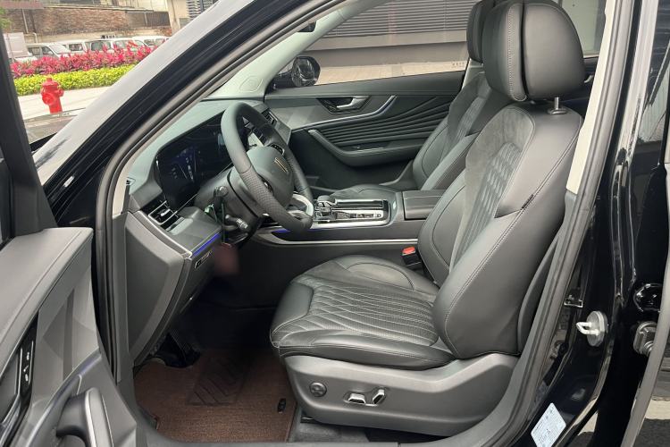 Used Hongqi HS5 2023 2.0T Qixiang Pro Edition Interior 2