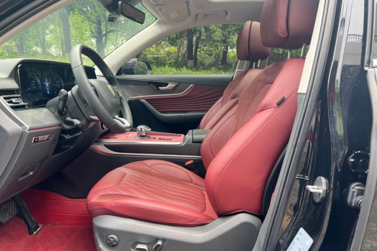 Used Hongqi HS5 2023 2.0T Qixiang Pro Edition Interior 2