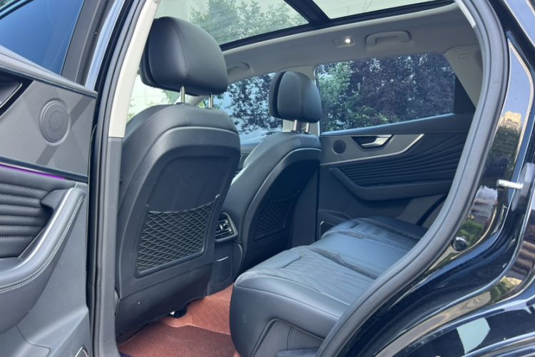 Used Hongqi HS5 2023 2.0T Qixiang Pro Edition Interior 2