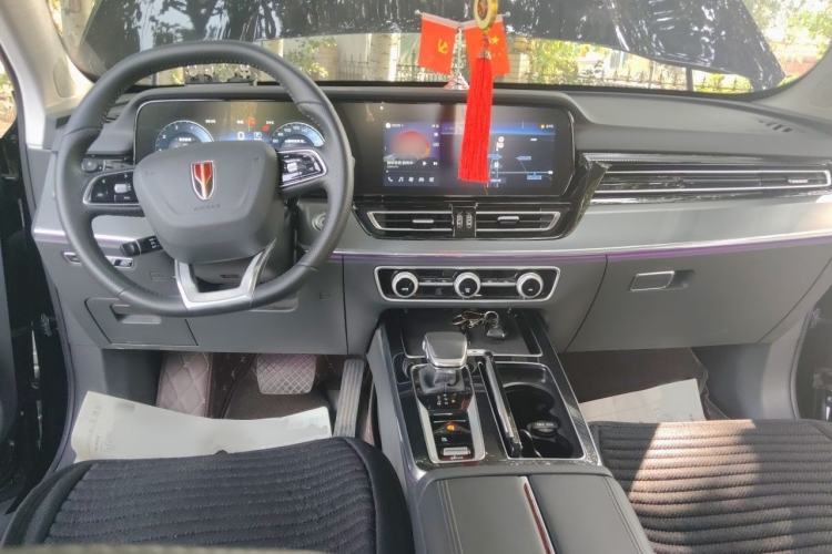 Used Hongqi HS5 2023 2.0T Qixiang Pro Edition Interior 2