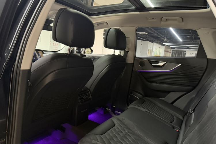 Used Hongqi HS5 2023 2.0T Qixiang Pro Edition Interior 3