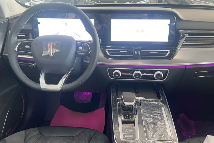 Used Hongqi HS5 2023 2.0T Four-Wheel Drive Flagship Pro Edition Interior 3