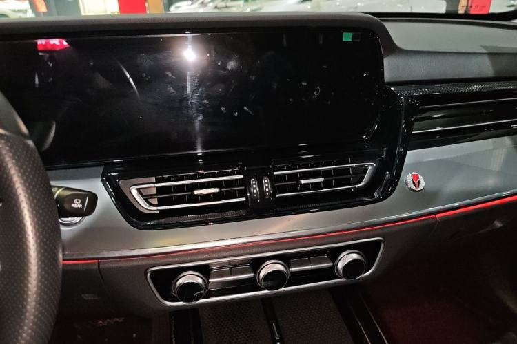Used Hongqi HS5 2023 2.0T Qixiang Pro Edition Interior 3