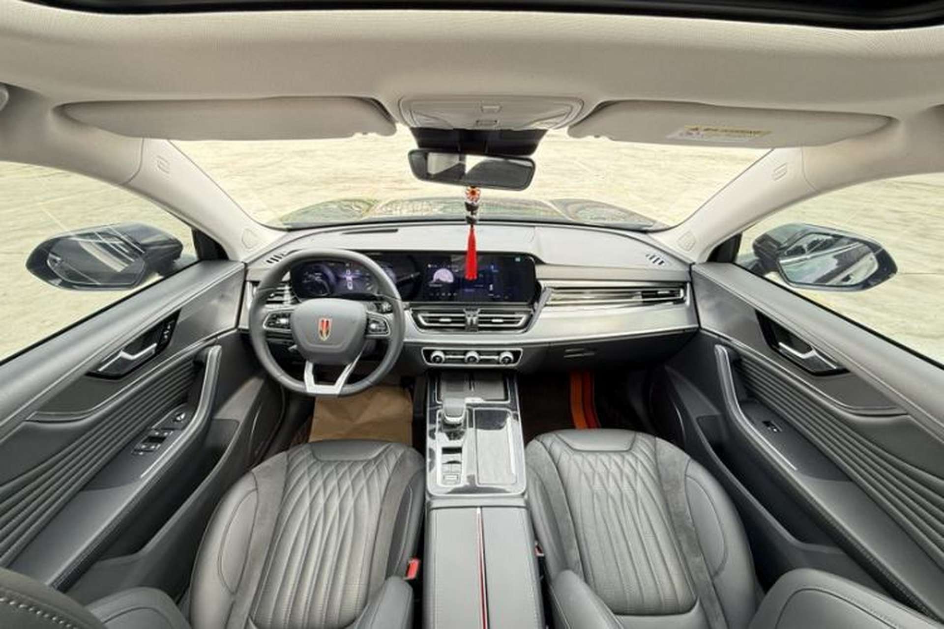 Used Hongqi HS5 2023 2.0T Qixiang Pro Edition Interior 3