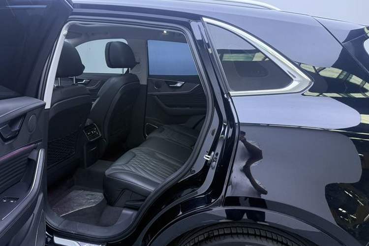 Used Hongqi HS5 2023 2.0T Qixiang Pro Edition Interior 4
