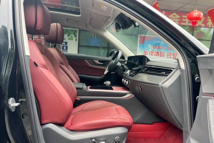 Used Hongqi HS5 2023 2.0T Qixiang Pro Edition Interior 4
