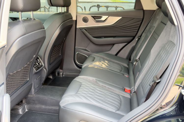 Used Hongqi HS5 2023 2.0T Qixiang Pro Edition Interior 4
