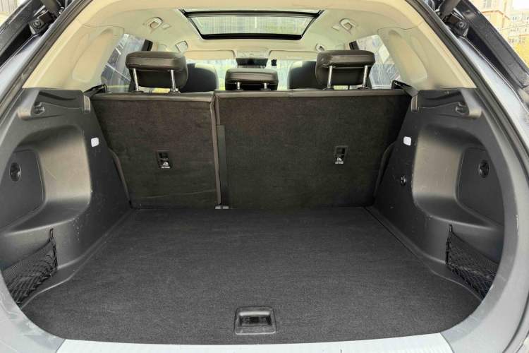 Used Hongqi HS5 2023 2.0T Qixiang Pro Edition Interior 4