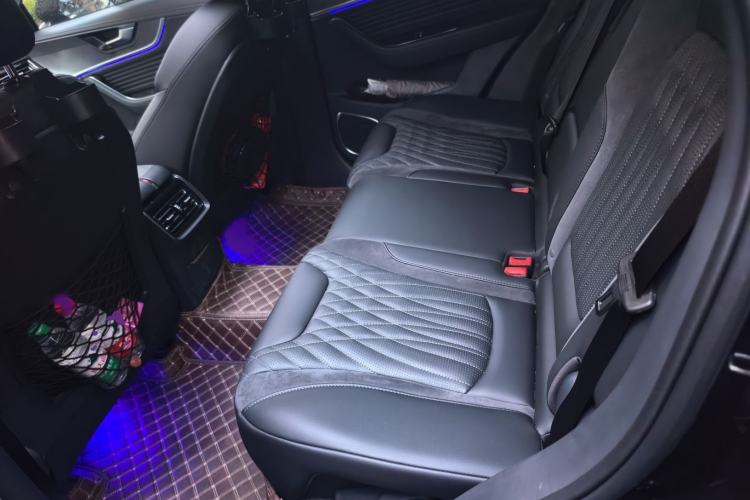 Used Hongqi HS5 2023 2.0T Qixiang Pro Edition Interior 4