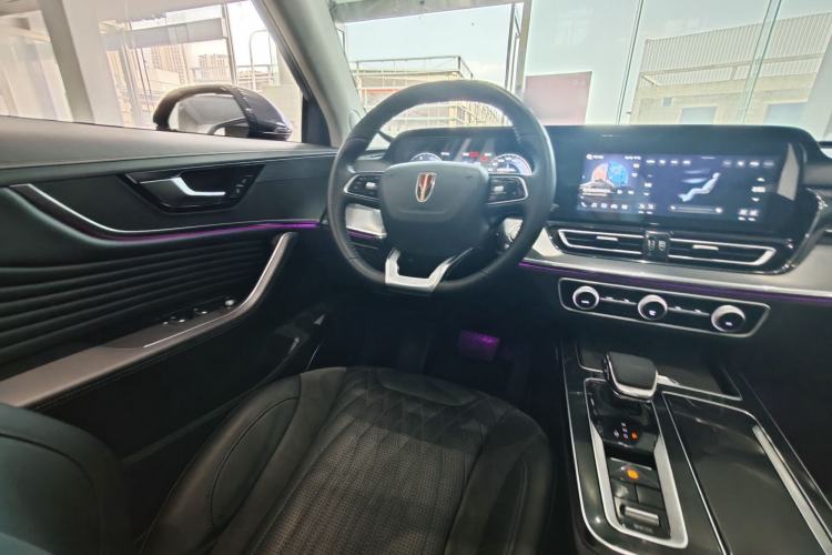 Used Hongqi HS5 2023 2.0T Four-Wheel Drive Flagship Pro Edition Interior 5
