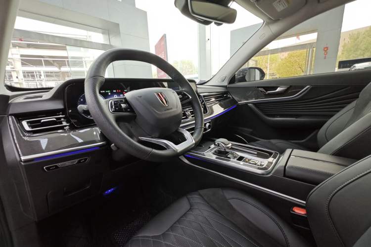 Used Hongqi HS5 2023 2.0T Flagship Pro Edition Interior 5