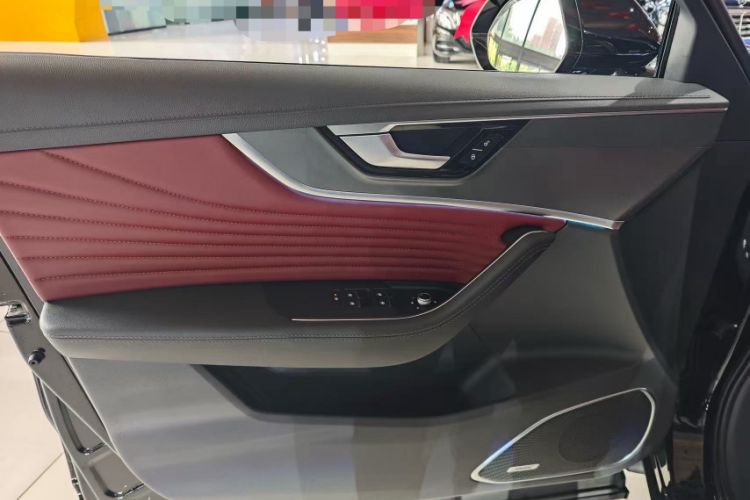 Used Hongqi HS5 2023 2.0T Qixiang Pro Edition Interior 6