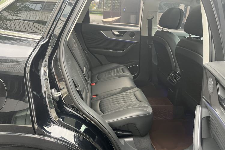 Used Hongqi HS5 2023 2.0T Qixiang Pro Edition Interior 8