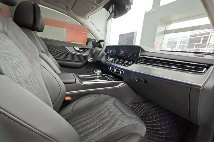 Used Hongqi HS5 2023 2.0T Four-Wheel Drive Flagship Pro Edition Interior 8