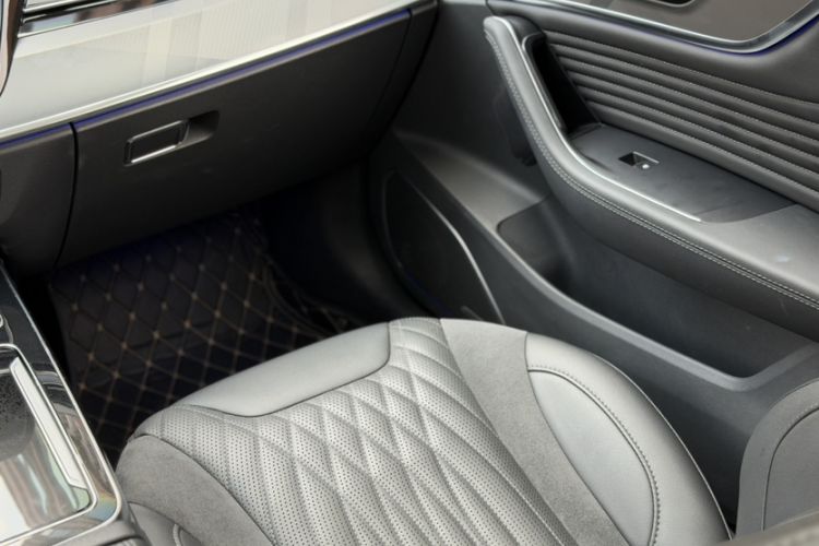 Used Hongqi HS5 2023 2.0T Qixiang Pro Edition Interior 8