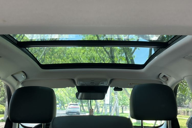 Used Hongqi HS5 2023 2.0T Qixiang Pro Edition Interior 9