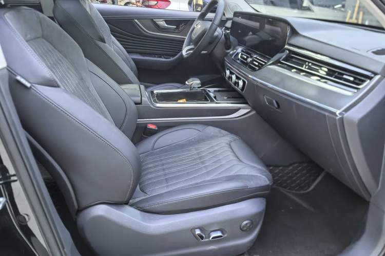 Used Hongqi HS5 2023 2.0T Qixiang Pro Edition Interior 9