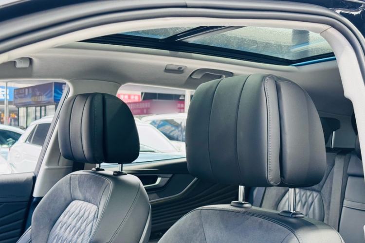 Used Hongqi HS5 2023 2.0T Qixiang Pro Edition Interior 9