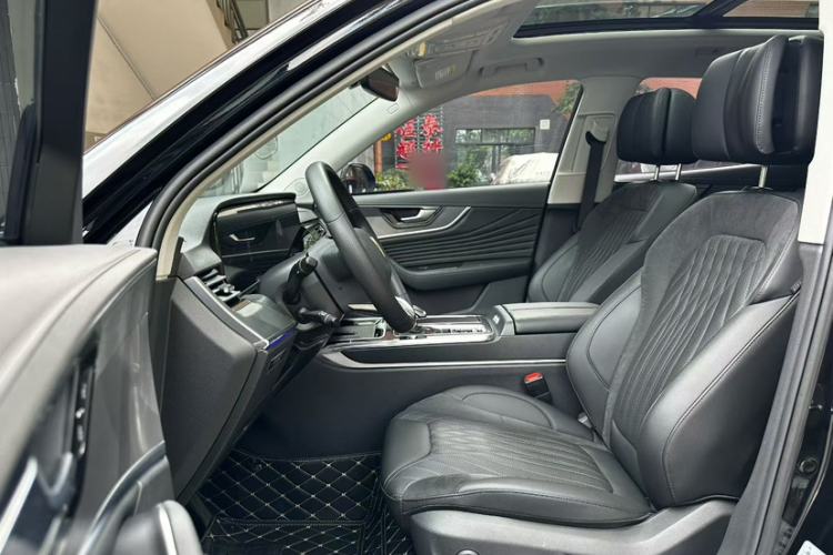 Used Hongqi HS5 2023 2.0T Qixiang Pro Edition Interior 9