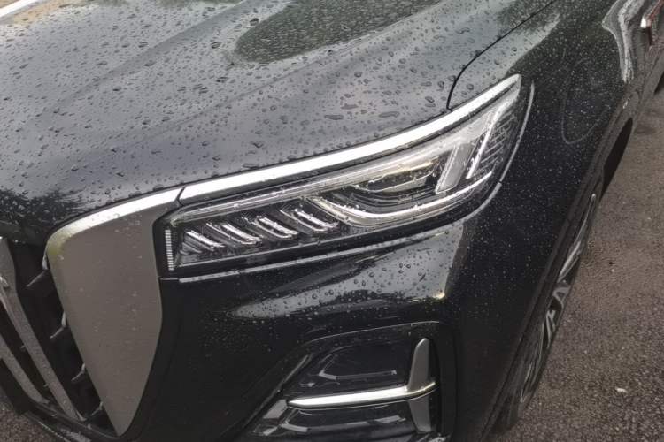 Used Hongqi HS5 2023 2.0T Four-Wheel Drive Flagship Pro Edition Left Front Headlight