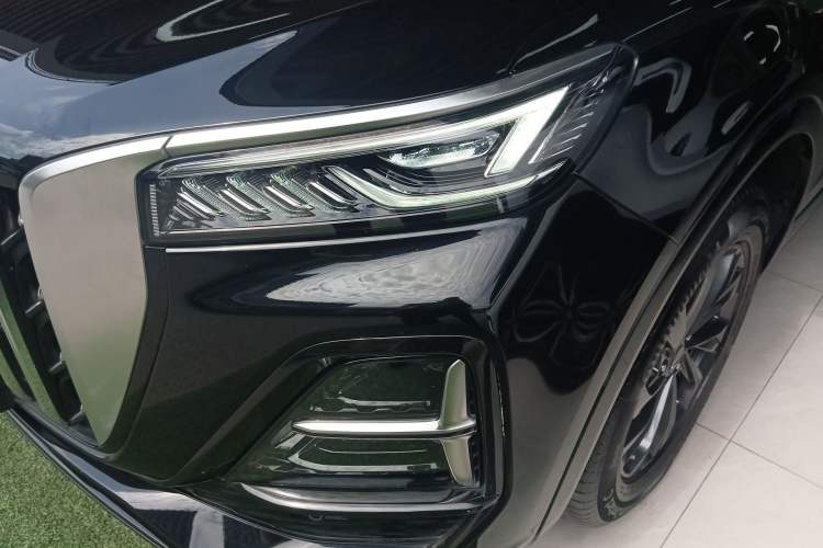 Used Hongqi HS5 2023 2.0T Qixiang Pro Edition Left Front Headlight