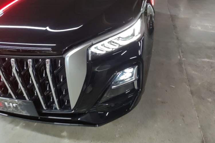 Used Hongqi HS5 2023 2.0T Four-Wheel Drive Flagship Pro Edition Left Front Headlight