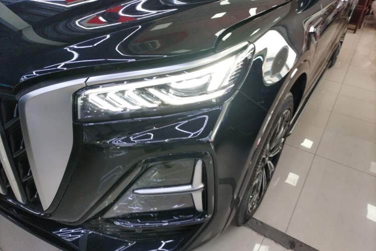 Used Hongqi HS5 2023 2.0T Four-Wheel Drive Flagship Pro Edition Left Front Headlight