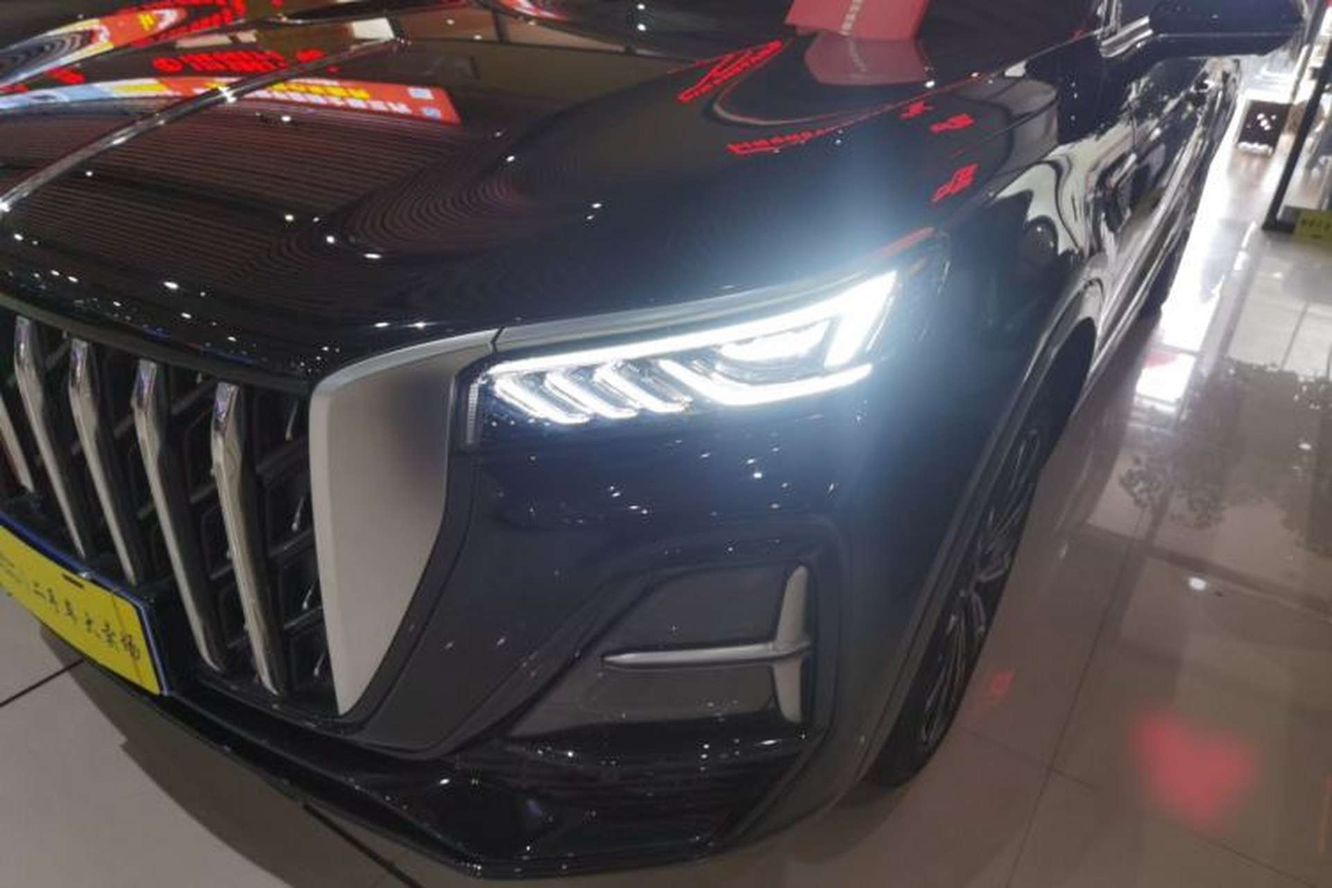 Used Hongqi HS5 2023 2.0T Four-Wheel Drive Flagship Pro Edition Left Front Headlight