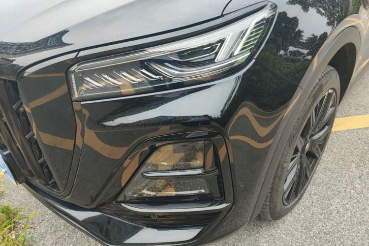 Used Hongqi HS5 2023 2.0T Four-Wheel Drive Flagship Pro Edition Left Front Headlight