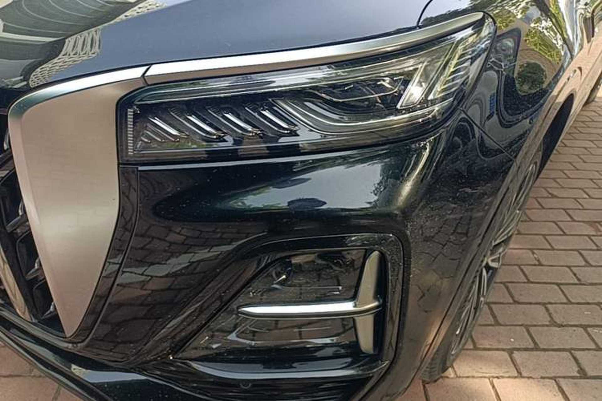 Used Hongqi HS5 2023 2.0T Four-Wheel Drive Flagship Pro Edition Left Front Headlight