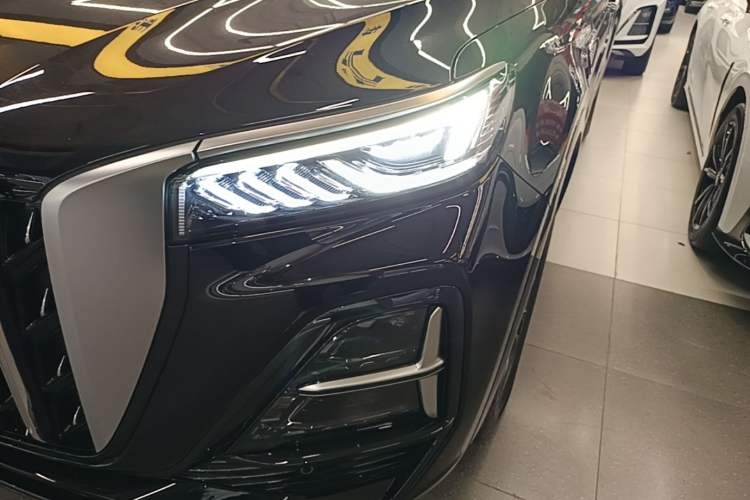 Used Hongqi HS5 2023 2.0T Qixiang Pro Edition Left Front Headlight
