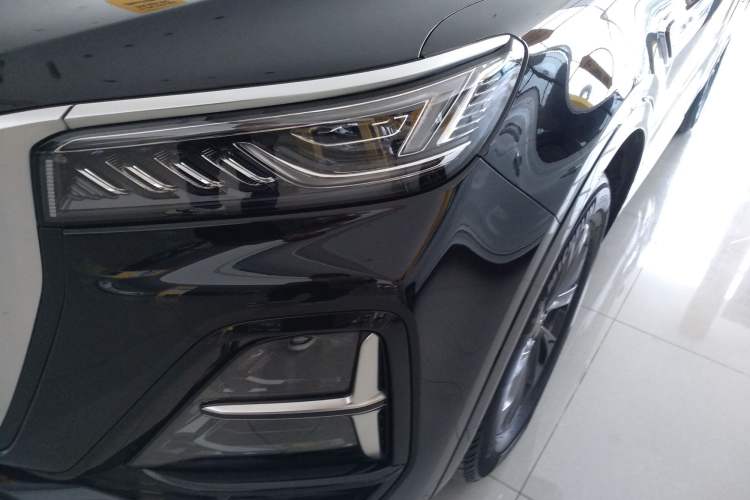 Used Hongqi HS5 2023 2.0T Qixiang Pro Edition Left Front Headlight