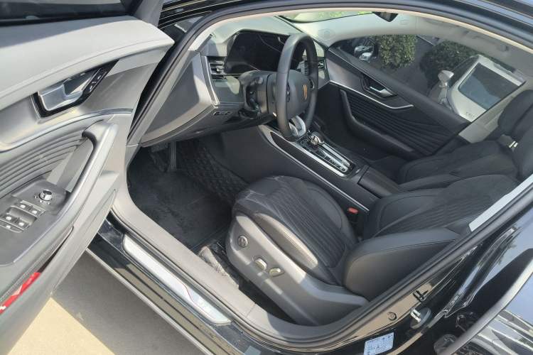Used Hongqi HS5 2023 2.0T Qixiang Pro Edition Left Front Seat