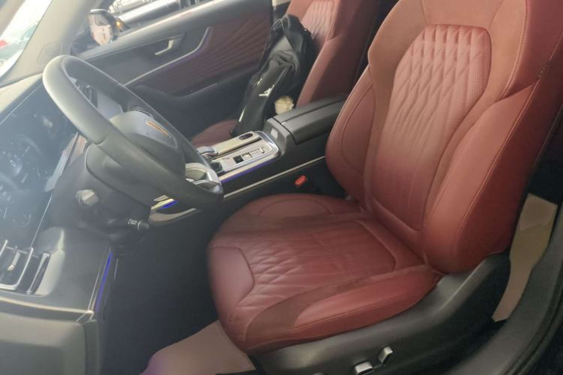 Used Hongqi HS5 2023 2.0T Qixiang Pro Edition Left Front Seat