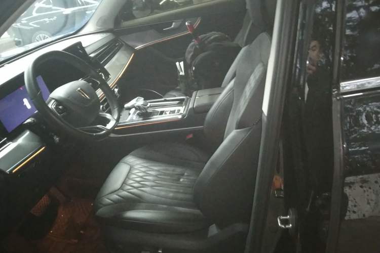 Used Hongqi HS5 2023 2.0T Qixiang Pro Edition Left Front Seat